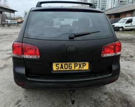 Черный Фольксваген Туарег, объемом двигателя 3 л и пробегом 277 тыс. км за 4300 $, фото 5 на Automoto.ua