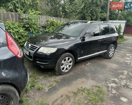 Черный Фольксваген Туарег, объемом двигателя 2.97 л и пробегом 275 тыс. км за 12300 $, фото 2 на Automoto.ua