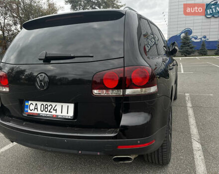 Черный Фольксваген Туарег, объемом двигателя 4.9 л и пробегом 252 тыс. км за 13800 $, фото 10 на Automoto.ua