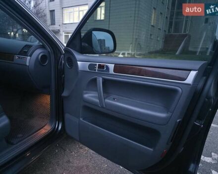 Черный Фольксваген Туарег, объемом двигателя 2.97 л и пробегом 238 тыс. км за 12600 $, фото 33 на Automoto.ua