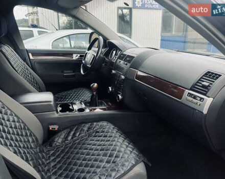 Черный Фольксваген Туарег, объемом двигателя 2.5 л и пробегом 272 тыс. км за 8699 $, фото 9 на Automoto.ua