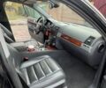 Черный Фольксваген Туарег, объемом двигателя 3 л и пробегом 270 тыс. км за 6500 $, фото 7 на Automoto.ua