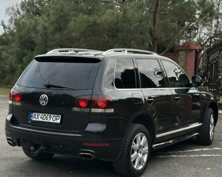 Черный Фольксваген Туарег, объемом двигателя 4.9 л и пробегом 340 тыс. км за 7900 $, фото 9 на Automoto.ua