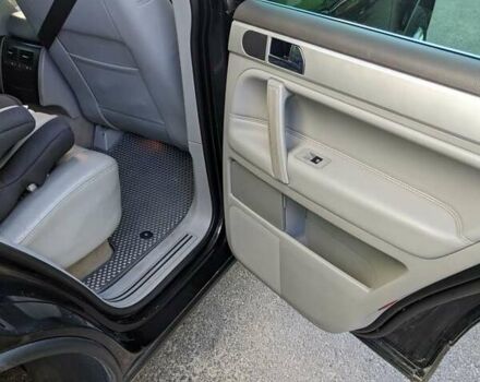 Чорний Фольксваген Туарег, об'ємом двигуна 2.97 л та пробігом 319 тис. км за 10600 $, фото 21 на Automoto.ua