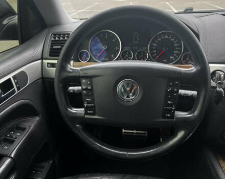 Черный Фольксваген Туарег, объемом двигателя 4.9 л и пробегом 252 тыс. км за 13800 $, фото 20 на Automoto.ua