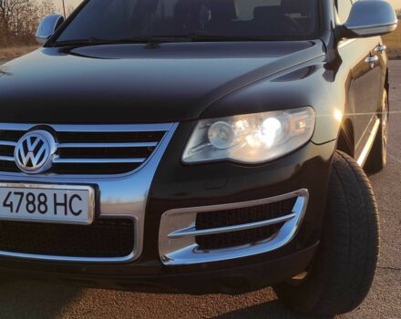 Черный Фольксваген Туарег, объемом двигателя 3 л и пробегом 290 тыс. км за 12300 $, фото 1 на Automoto.ua