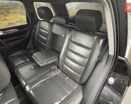 Черный Фольксваген Туарег, объемом двигателя 3 л и пробегом 239 тыс. км за 10300 $, фото 14 на Automoto.ua