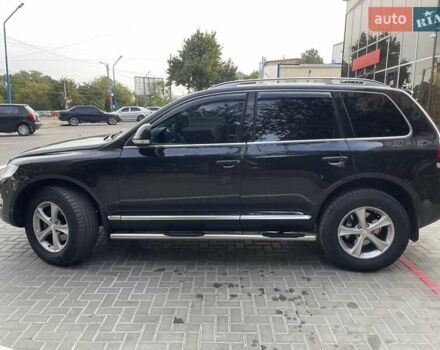 Чорний Фольксваген Туарег, об'ємом двигуна 3 л та пробігом 220 тис. км за 10500 $, фото 5 на Automoto.ua