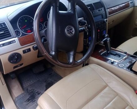 Черный Фольксваген Туарег, объемом двигателя 3.6 л и пробегом 339 тыс. км за 9400 $, фото 6 на Automoto.ua