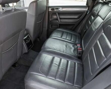 Чорний Фольксваген Туарег, об'ємом двигуна 0 л та пробігом 237 тис. км за 4000 $, фото 5 на Automoto.ua