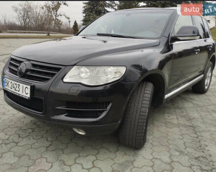 Фольксваген Туарег 2007 у Одесі на Automoto.ua Чорний Фольксваген Туарег, об'ємом двигуна 4.92 л та пробігом 300 тис. км за 11000 $, фото 4 на Automoto.ua