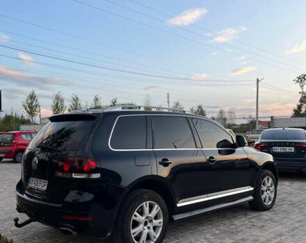 Черный Фольксваген Туарег, объемом двигателя 4.92 л и пробегом 340 тыс. км за 11000 $, фото 3 на Automoto.ua