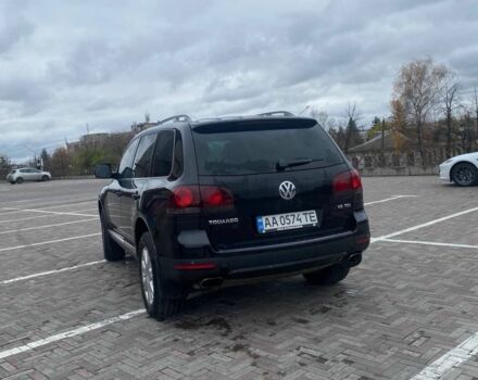 Чорний Фольксваген Туарег, об'ємом двигуна 3 л та пробігом 207 тис. км за 12000 $, фото 4 на Automoto.ua