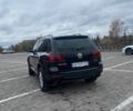 Чорний Фольксваген Туарег, об'ємом двигуна 3 л та пробігом 207 тис. км за 12000 $, фото 4 на Automoto.ua