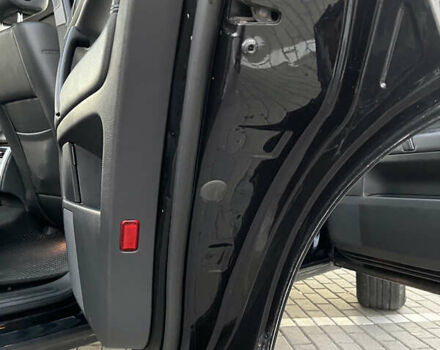 Черный Фольксваген Туарег, объемом двигателя 3 л и пробегом 230 тыс. км за 10200 $, фото 40 на Automoto.ua