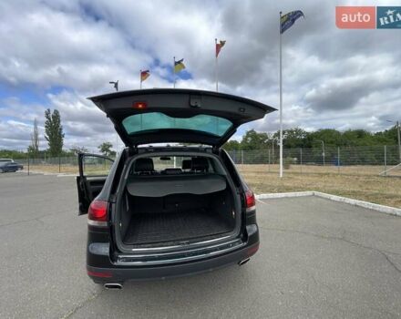 Чорний Фольксваген Туарег, об'ємом двигуна 2.97 л та пробігом 345 тис. км за 11500 $, фото 9 на Automoto.ua