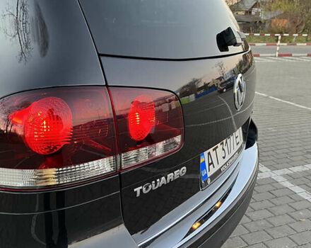 Черный Фольксваген Туарег, объемом двигателя 3 л и пробегом 230 тыс. км за 10200 $, фото 46 на Automoto.ua