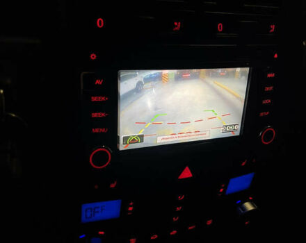 Чорний Фольксваген Туарег, об'ємом двигуна 3 л та пробігом 185 тис. км за 14500 $, фото 19 на Automoto.ua