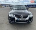 Чорний Фольксваген Туарег, об'ємом двигуна 2.97 л та пробігом 345 тис. км за 11500 $, фото 1 на Automoto.ua