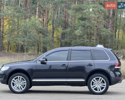 Черный Фольксваген Туарег, объемом двигателя 2.97 л и пробегом 294 тыс. км за 10508 $, фото 4 на Automoto.ua