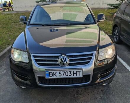 Чорний Фольксваген Туарег, об'ємом двигуна 2.97 л та пробігом 319 тис. км за 10600 $, фото 2 на Automoto.ua