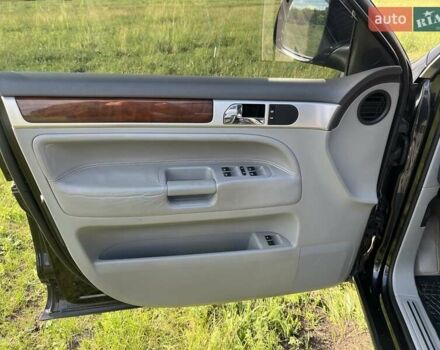 Чорний Фольксваген Туарег, об'ємом двигуна 3.6 л та пробігом 218 тис. км за 10500 $, фото 28 на Automoto.ua