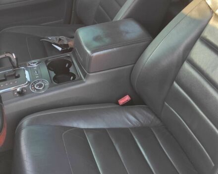 Черный Фольксваген Туарег, объемом двигателя 3 л и пробегом 290 тыс. км за 12300 $, фото 18 на Automoto.ua