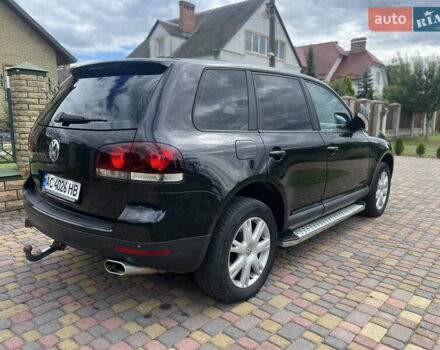 Черный Фольксваген Туарег, объемом двигателя 3 л и пробегом 244 тыс. км за 11700 $, фото 4 на Automoto.ua