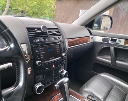 Чорний Фольксваген Туарег, об'ємом двигуна 2.5 л та пробігом 405 тис. км за 6900 $, фото 9 на Automoto.ua