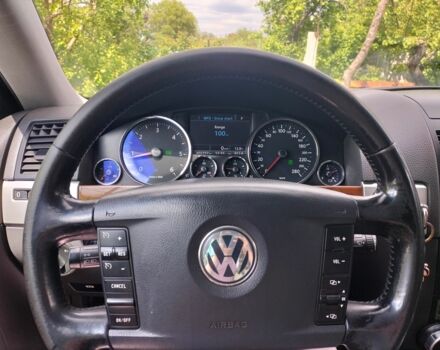 Чорний Фольксваген Туарег, об'ємом двигуна 2.5 л та пробігом 405 тис. км за 6900 $, фото 8 на Automoto.ua