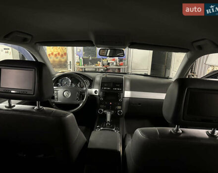 Черный Фольксваген Туарег, объемом двигателя 3 л и пробегом 351 тыс. км за 13500 $, фото 11 на Automoto.ua