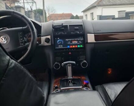 Черный Фольксваген Туарег, объемом двигателя 3 л и пробегом 258 тыс. км за 10500 $, фото 8 на Automoto.ua