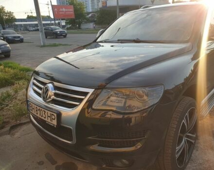 Чорний Фольксваген Туарег, об'ємом двигуна 3 л та пробігом 205 тис. км за 12000 $, фото 5 на Automoto.ua