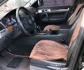 Черный Фольксваген Туарег, объемом двигателя 2.5 л и пробегом 370 тыс. км за 8000 $, фото 6 на Automoto.ua