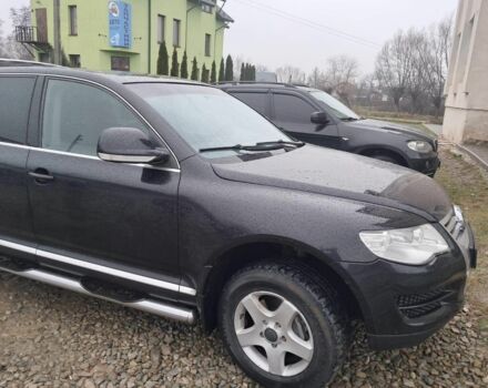 Черный Фольксваген Туарег, объемом двигателя 3.6 л и пробегом 270 тыс. км за 10000 $, фото 1 на Automoto.ua