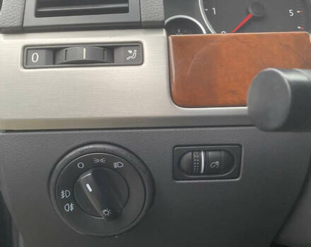 Черный Фольксваген Туарег, объемом двигателя 3 л и пробегом 273 тыс. км за 10500 $, фото 41 на Automoto.ua