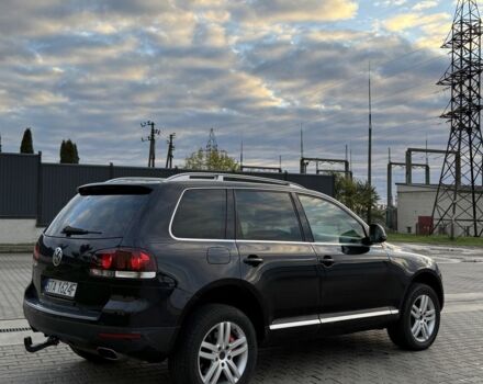 Чорний Фольксваген Туарег, об'ємом двигуна 3 л та пробігом 404 тис. км за 6500 $, фото 3 на Automoto.ua