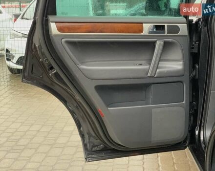 Черный Фольксваген Туарег, объемом двигателя 3 л и пробегом 351 тыс. км за 11999 $, фото 25 на Automoto.ua