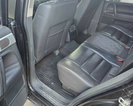 Черный Фольксваген Туарег, объемом двигателя 2.5 л и пробегом 352 тыс. км за 7500 $, фото 16 на Automoto.ua