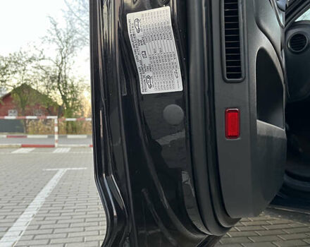 Черный Фольксваген Туарег, объемом двигателя 3 л и пробегом 230 тыс. км за 10200 $, фото 38 на Automoto.ua