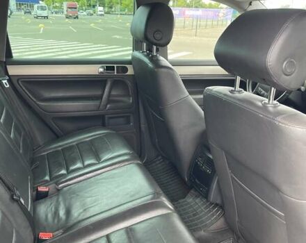 Чорний Фольксваген Туарег, об'ємом двигуна 2.97 л та пробігом 345 тис. км за 11500 $, фото 4 на Automoto.ua