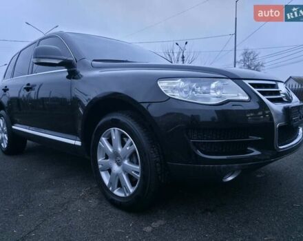 Черный Фольксваген Туарег, объемом двигателя 2.97 л и пробегом 238 тыс. км за 12600 $, фото 4 на Automoto.ua
