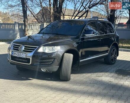 Черный Фольксваген Туарег, объемом двигателя 4.2 л и пробегом 286 тыс. км за 8999 $, фото 2 на Automoto.ua
