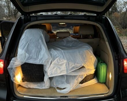 Черный Фольксваген Туарег, объемом двигателя 3 л и пробегом 335 тыс. км за 7500 $, фото 7 на Automoto.ua