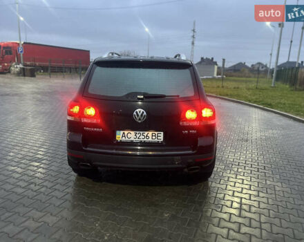 Черный Фольксваген Туарег, объемом двигателя 2.97 л и пробегом 159 тыс. км за 13800 $, фото 26 на Automoto.ua