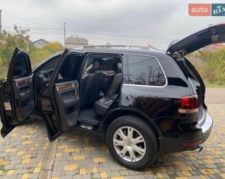 Черный Фольксваген Туарег, объемом двигателя 3 л и пробегом 360 тыс. км за 9800 $, фото 12 на Automoto.ua