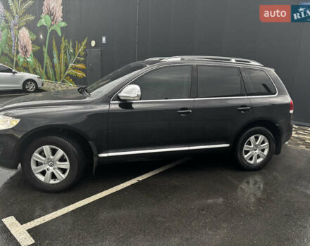 Черный Фольксваген Туарег, объемом двигателя 3.6 л и пробегом 173 тыс. км за 14500 $, фото 1 на Automoto.ua