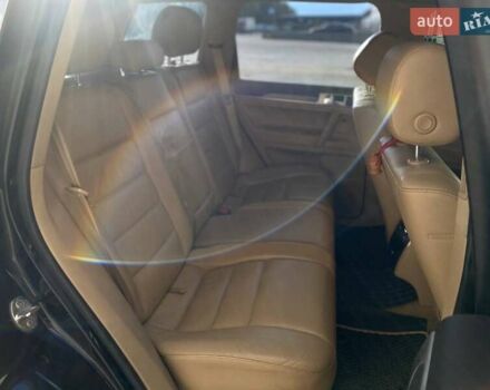 Черный Фольксваген Туарег, объемом двигателя 2.46 л и пробегом 296 тыс. км за 10290 $, фото 15 на Automoto.ua