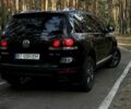 Чорний Фольксваген Туарег, об'ємом двигуна 3 л та пробігом 300 тис. км за 11000 $, фото 3 на Automoto.ua