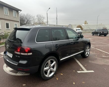 Черный Фольксваген Туарег, объемом двигателя 3 л и пробегом 298 тыс. км за 9900 $, фото 6 на Automoto.ua